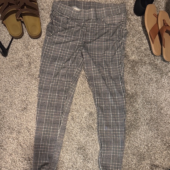 Seven7 Gray Plaid Leggings - Picture 1 of 4
